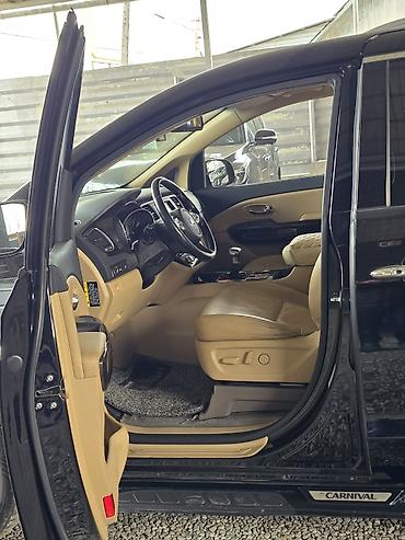 Kia: Kia Carnival: 2019 г., 2.2 л, Автомат, Дизель, Минивэн — 12