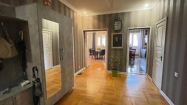 roma: 4 комнаты, 136 м², ул. Московская / Турусбекова Индивидуалка, 3 этаж, Дизайнерский ремонт — 1