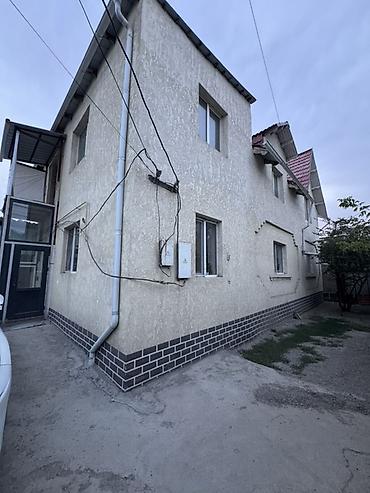 юрьевка: Продается с Ахунбаева 3-тий дом просторный двухэтажный дом с новой — 1