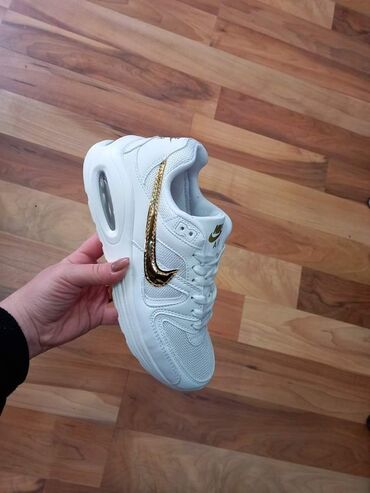 Women's Sneakers and athletic shoes: 41 — 17