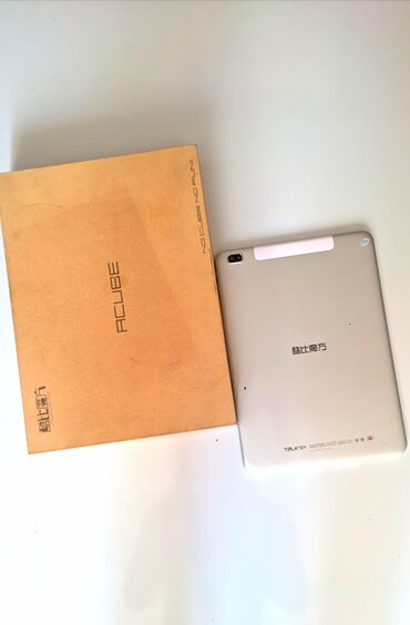 планшет cube: Планшет, Cube, память 16 ГБ, 9" - 10", 3G, Б/у, Детский цвет - Белый