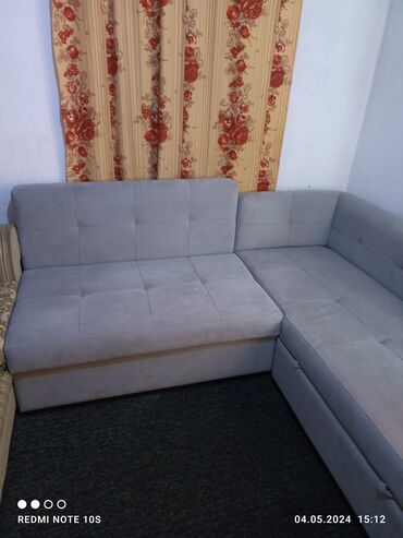 двухспальный диван: Угловой диван, цвет - Серый, Б/у