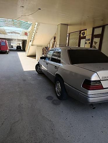 turbo az mercedes w124: Mercedes-Benz E-Class W124 sedan - Kuzov: sedan, gümüşü rəng - Salon — 5