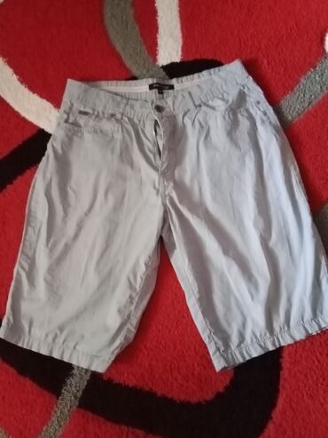 pull and bear prsluk muski: Shorts S (EU 36), color - Grey