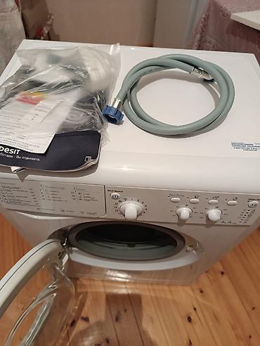 indesit: Indesit önyükləməli paltaryuyan maşın - Ön yükləmə, şüşə lyuk - — 5