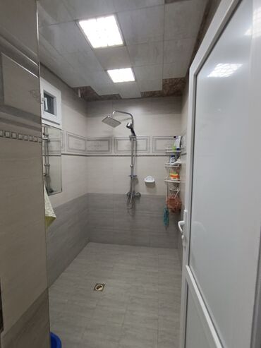 Həyət evləri və villaların satışı: Binəqədi qəs. 5 otaqlı, 200 kv. m, Yeni təmirli — 8