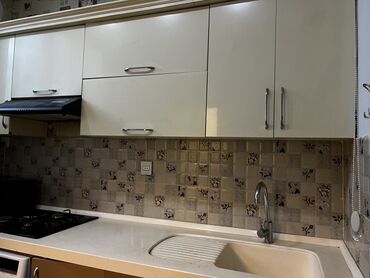 Sifarişlə mətbəx mebeli: Tecili! Metbex mebeli satilir! Ölçüler: uzunluq - 2,60 m, en - 60 sm -da lalafo.az — 12 Sifarişlə mətbəx mebeli: Tecili! Metbex mebeli satilir! Ölçüler: uzunluq - 2,60 m, en - 60 sm — 12