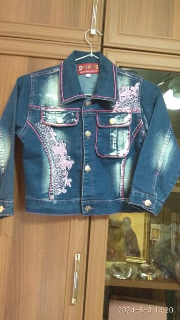джинсовая куртка новый: Джинсовая куртка для девочки на 5-6 лет в хорошем состоянии
