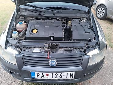 Fiat: Vlasnik 7 godina,2 kljuca,redovno odrzavan,do velikog servisa na lalafo.rs — 24 Fiat: Vlasnik 7 godina,2 kljuca,redovno odrzavan,do velikog servisa — 24