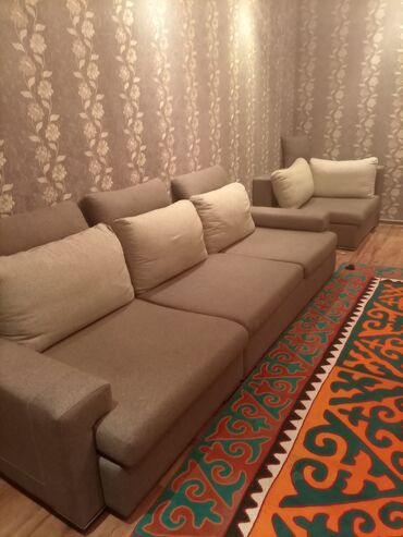 Раскладные диваны: Срочно продаю ! Диван трансформер ( можно сделать угловой,левый или