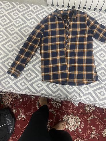 рубашки в клетку: Мужская рубашка, L, Bershka, Б/у, цвет - Синий — 1