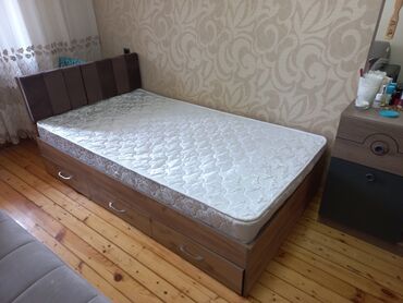 садовая мебель: İşlənmiş, Təknəfərlik çarpayı, Bazasız, Matras ilə, Siyirməli, Azərbaycan