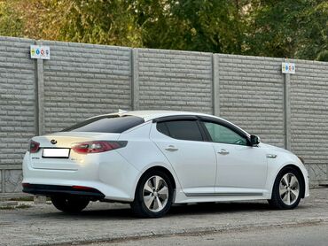 Kia: Kia Optima: 2016 г., 2.4 л, Автомат, Гибрид, Внедорожник