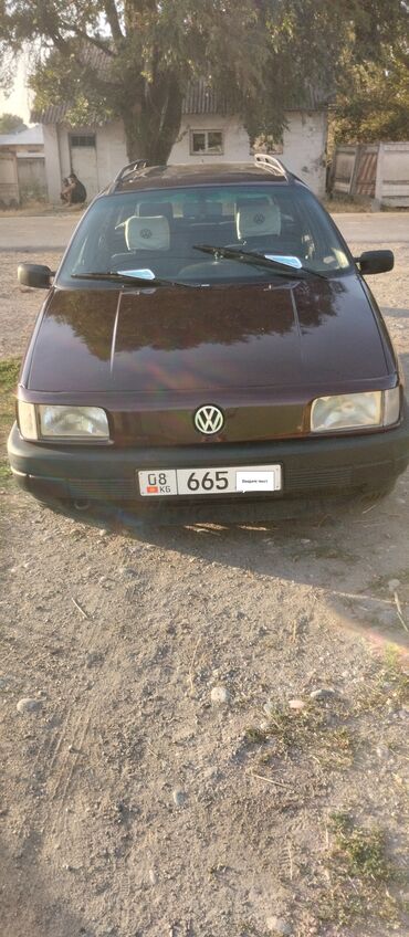 бензанасос на пассат: Volkswagen Passat: 1993 г., 1.8 л, Механика, Бензин, Универсал