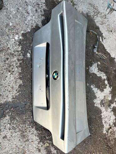 задние фары на ауди с4: Крышка багажника BMW, Б/у, Оригинал
