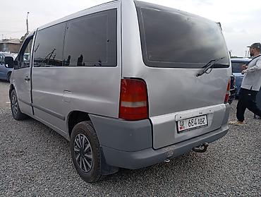 e500 124: Mercedes-Benz Vito: 2002 г., 2.2 л, Механика, Дизель, Минивэн — 4