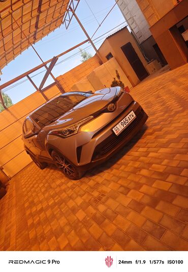 машине арзан: Toyota C-HR: 2017 г., 2 л, Автомат, Бензин, Кроссовер