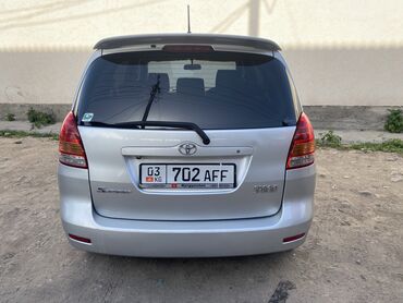 Toyota: Toyota : 2003 г., 1.8 л, Автомат, Бензин, Минивэн