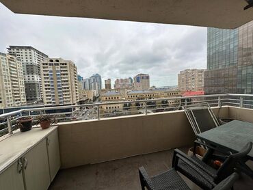 Uzunmüddətli kirayə mənzillər: Xətai rayonu,Xetai metrosunun düz üzerinde, möhtəşəm Xəzər dənizə — 11