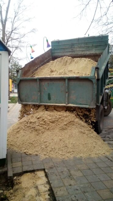 Портер, грузовые перевозки: Песок Строительный — это сыпучий материал, активно применяемый в