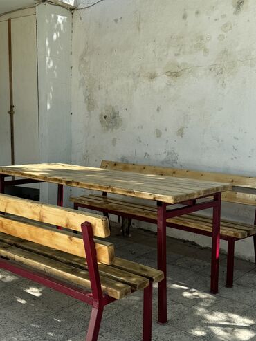 divar ucun sulu boya: Masa ve oturacağlar sifarişnen düzelir. Əlage nömresi: 055 550 66 07