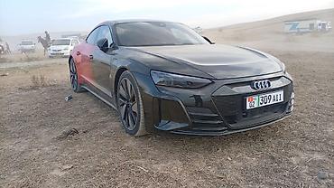 Audi: Audi e-tron GT: 2021 г., Вариатор, Электромобиль, Седан — 3