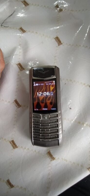 флай тонкий телефон: Vertu Signature Touch, rəng - Boz, Düyməli