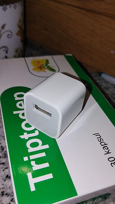 iphone hdmi kabel: Məhsul: Apple USB Güc Adapteri (Model A1385) - Dizayn: Kompakt — 2