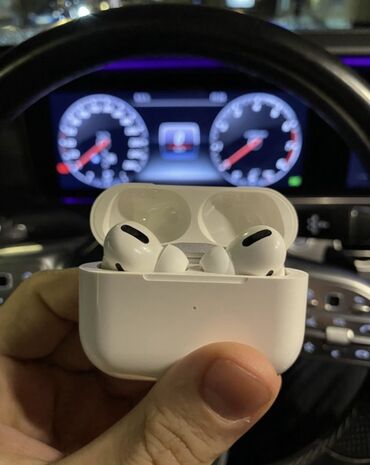 type c qulaqciq: Salam, airpods pro 2 type C model deil, ideal isleyir hec plbir