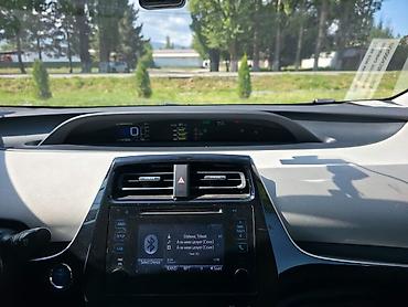 kirgiz auto: Toyota Prius: 2016 г., 1.8 л, Вариатор, Гибрид, Лифтбек — 6