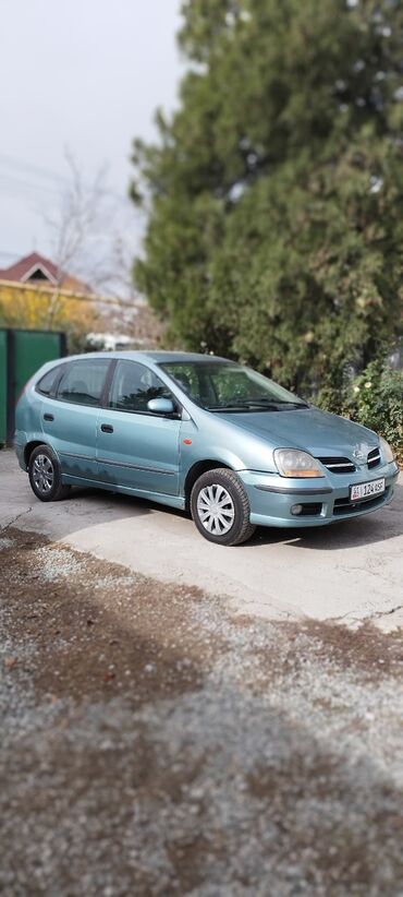 Nissan: Nissan Almera Tino: 2002 г., 1.8 л, Механика, Бензин, Хэтчбэк