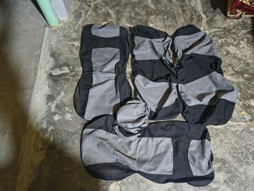 Bu avtomobil oturacaq çexolları avtomobilinizin interyerini qorumaq və