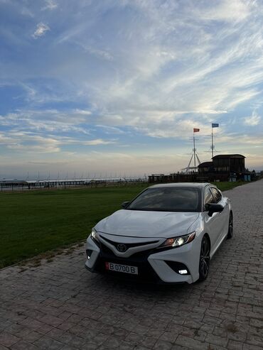 toyota camry 2017: Toyota Camry: 2017 г., 2.5 л, Бензин