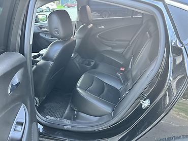 volt: Chevrolet Volt: 2015 г., 1.5 л, Вариатор, Гибрид, Хэтчбэк — 6