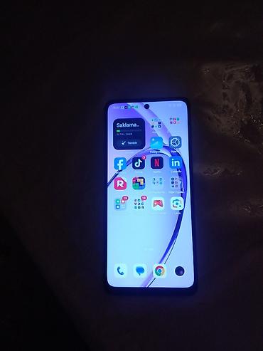Oppo A3, 256 GB, rəng - Bənövşəyi, Sənədlərlə