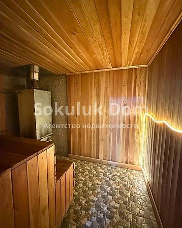 Продажа коттеджей и домов: 🏠Продается дом с бизнесом в с. Сокулук 🟡Комнаты: 3 🟡Участок: 5,8 соток — 14