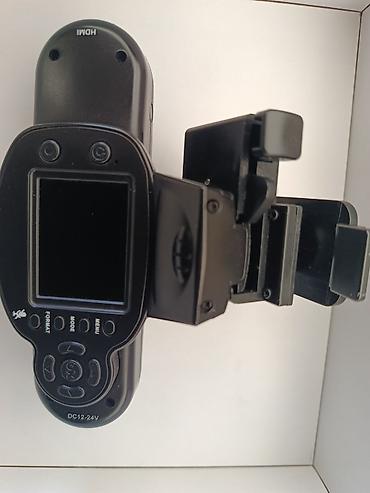 монитор авто: Видеорегистратор Б/у, На лобовое стекло, Без GPS, Без G-Sensor, Без антирадара — 1