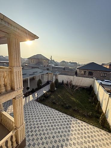 Продажа коттеджей и домов: 🏡 СРОЧНО ПРОДАЕТСЯ ДОМ в Ак-Ордо 3! 📐 Площадь дома: 125 м² 🌿 Участок — 18