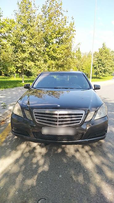 Mercedes-Benz: Mercedes-Benz E-Class: 2.2 l | 2009 il Sedan — 10