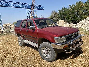 решетка спарк: Toyota Hilux Surf: 1995 г., 3 л, Автомат, Дизель, Внедорожник — 1