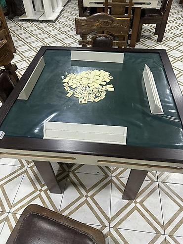 okey stolu: Rummikub/Okey üçün oyun masası və aksesuar dəsti - 4 nəfərlik kvadrat — 1