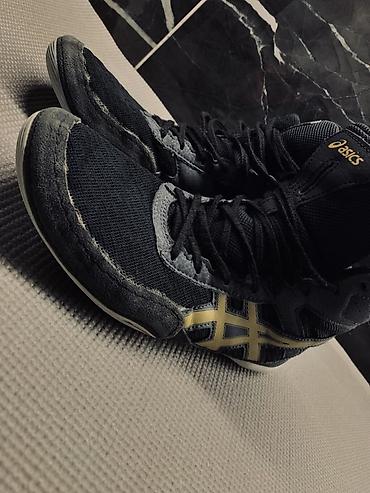 роликовые кросовки: Мужские кроссовки, 39.5, Asics, Новый, цвет - Черный, Самовывоз — 1