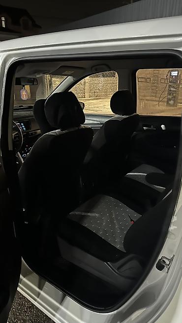 Changan: Changan Auchan A600 EV: 2019 г., Робот, Электромобиль, Минивэн — 16