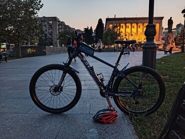 skoruslu velosiped qiymetleri: İşlənmiş Dağ velosipedi 28", sürətlərin sayı: 27, Pulsuz çatdırılma