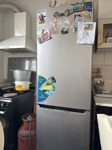 ноутбуки редми: Муздаткыч Indesit, Колдонулган, Эки камералуу, De frost (тамчы)