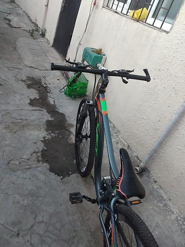 velosiped islenmis: Dağ velosipedi – SAFİT (full-suspension) Xüsusiyyətlər: - Tam asqılı — 2