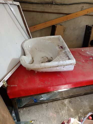 Duş üçün kranlar: Keramika divarqaşı lavabo - Material: keramika - Divara montaj üçün