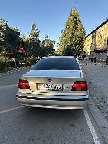 Унаа: BMW 5 series: 1996 г., 2.5 л, Кол менен иштөөчү, Бензин, Седан — 4