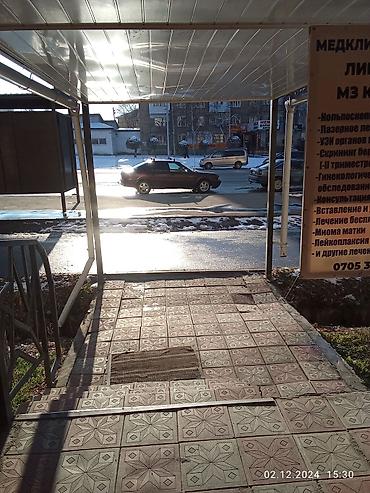 Audi: Audi 80: 1990 г., Кол менен иштөөчү, Бензин, Седан — 2