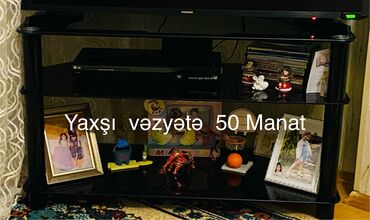 тв стенды в баку: Düz TV altlığı, Polkalı, Şüşəli